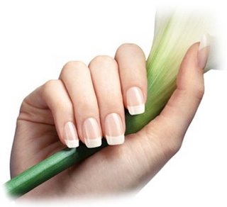 longer-lasting-manicure
